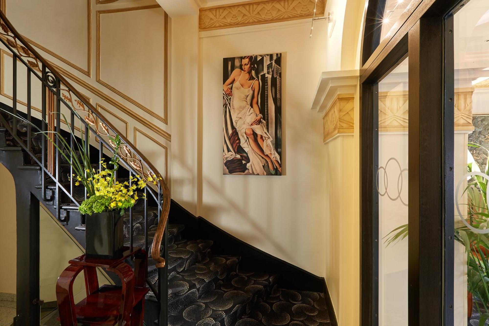 פריז Hotel Raspail Montparnasse מראה חיצוני תמונה